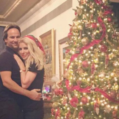 Μενεγάκη: Όλα τα γιορτινά οικογενειακά καρέ της που αξίζουν... Όσκαρ