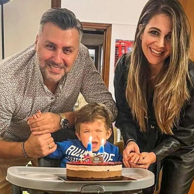 Πρωταγωνιστής στο φιλόξενο σπίτι του Γιάννη Καλλιάνου & της Χάρις Δαμιανού είναι ο 2 ετών γιος τους