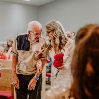 94χρονος έκανε το πιο όμορφο δώρο στην εγγονή του