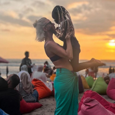 Χριστίνα Κοντοβά: Η εντυπωσιακή φωτογραφία με την Ada από το Μπαλί