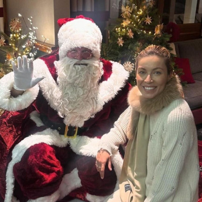 Μαριέττα Χρουσαλά: Η γιορτινή φώτο με τα παιδιά της