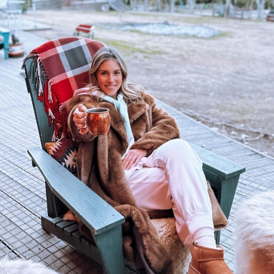 H οικογενειακή απόδραση της Αθηνάς Οικονομάκου στην Παύλιανη συνοδεύτηκε από δύο ενδιαφέροντα quiz