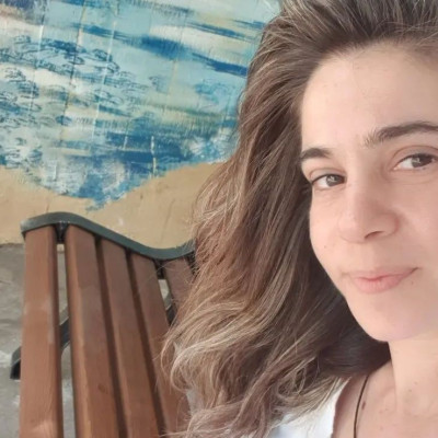 «Είσαι το κοριτσάκι από το Πάτερ Ημών», είπαν στην Κορίνα Δαμουλιάνου και απάντησε επικά