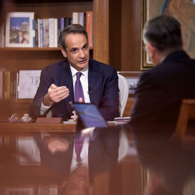 Νομοσχέδιο για ομόφυλα ζευγάρια: Η κυβέρνηση απέναντι στην κοινωνία