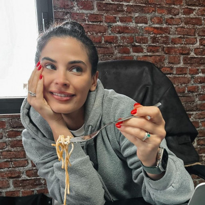 Χριστίνα Μπόμπα: Τα νέα στιγμιότυπα με τις κόρες της - Τι έφτιαξαν