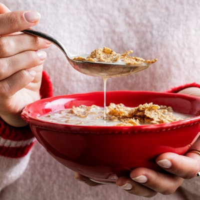 Τέσσερις γευστικές συνταγές από την Alpro για healthy πρωινό που θα το απολαύσεις με τον τρόπο σου