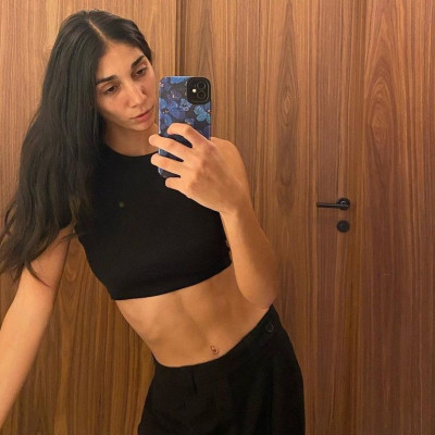 Η Παρασκευή Κερασιώτη είναι περήφανη για την καταγωγή την και ο τσιγγάνικος χορός της το δείχνει