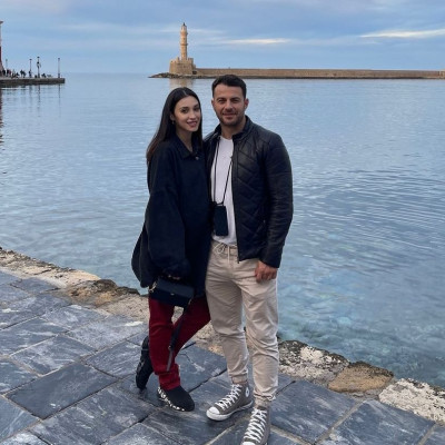 Η Δήμητρα Βαμβακούση ετοιμάζει την προίκα του μωρού και ο Ντάνος έχει σχέδιο για τη γέννα