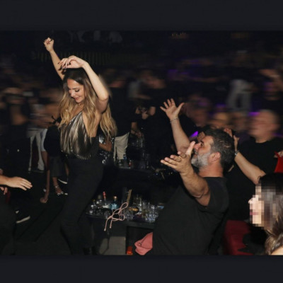 Το ζεϊμπέκικο της Δέσποινας Βανδή και η αποθέωση από τον Μπισμπίκη