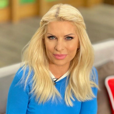 Ελένη Μενεγάκη: Πώς είναι η παρουσιάστρια μετά το ατύχημα;