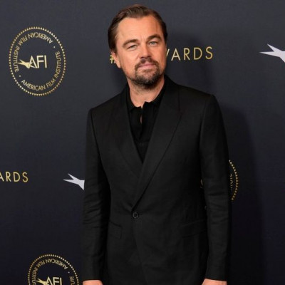 Ο Leonardo DiCaprio κάνει έκκληση μέσω Instagram για τη διάσωση του παπαγάλου «swift»