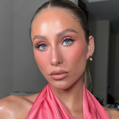 Berry girl makeup: Το μακιγιάζ που λατρεύουν τα TikTok girls