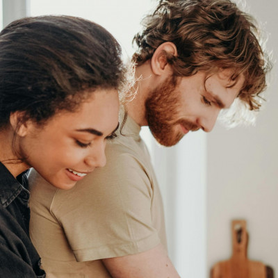 Οι άνθρωποι που τρώνε περισσότερους υδατάνθρακες στο πρωινό «μπορεί να είναι λιγότερο ελκυστικοί»