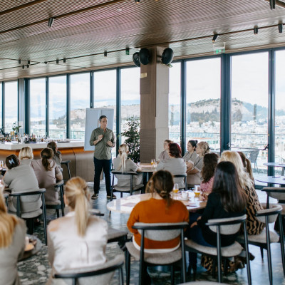 Ένας «οδηγός προσωπικής ανάπτυξης»  για την Ημέρα της Γυναίκας στο Grand Hyatt Athens