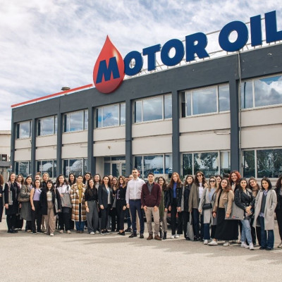 Are you ready for work queen engineer; Η Ημέρα της Γυναίκας είναι αφιερωμένη στις δυναμικές γυναίκες