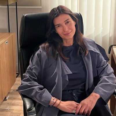 Η Αντιγόνη Κουλουκάκου είπε το πιο σωστό για τα κιλά της εγκυμοσύνης με αφορμή ένα τζιν