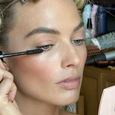 The Queen's Experts: Κάνε τη γραμμή του eyeline -χωρίς μολύβι- μόνο με τη mascara