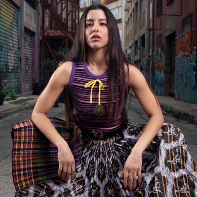 Λίγο πριν φύγει για Eurovision η Σάττι συγκινεί με τη live διασκευή του «Στης Νάουσας Στο Κάστρο»