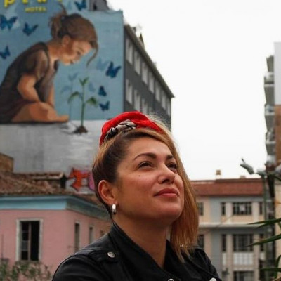 Με ένα Instagram story η Κλέλια Ρένεση επιβεβαίωσε τη συμμετοχή της στην ταινία για τον Καζαντζίδη