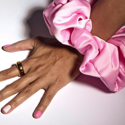 Summer nails: 4 παιχνιδιάρικα manicure που θα βλέπουμε παντού τους hot μήνες