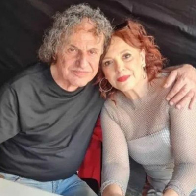 Ο Βασίλης Παπακωνσταντίνου έκλεισε τα 74 και η Ελένη Ράντου του ευχήθηκε με μια throwback φωτογραφία