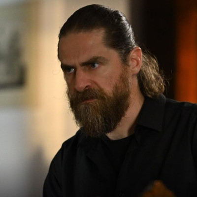 Ο Δημήτρης Λάλος από αετός στον Σασμό έγινε λύκος στον Τιμωρό - Το τρέιλερ θύμισε στο Χ το Twilight