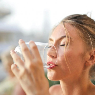 Κατακράτηση υγρών ή αλλιώς όταν το σώμα μας «φωνάζει» από το πρήξιμο - Οι «ένοχοι» και οι λύσεις