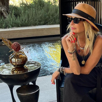 Η Άννα Βίσση βρήκε το τέλειο καλοκαιρινό κόκκινο manicure - 6 επιλογές για να αντιγράψεις