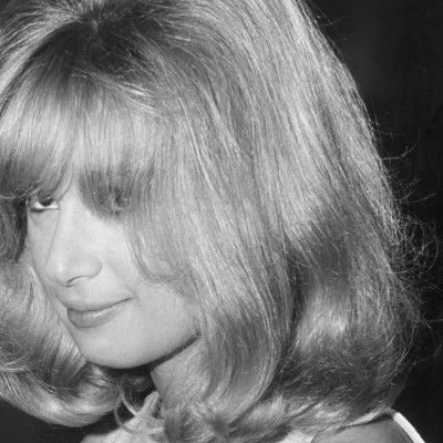 28 χρόνια χωρίς τη Βουγιουκλάκη: Γιατρέ της Αλίκης πόσο σας άλλαξε ως άνθρωπο το «Λιζάκι» το 1996;