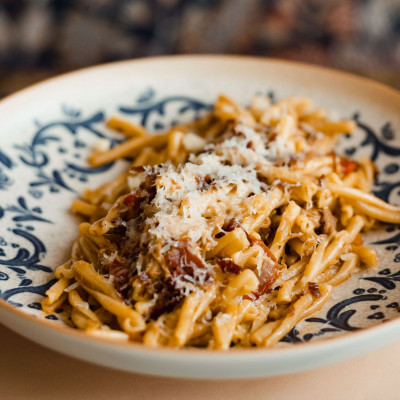 Νέα άφιξη: μία γεύση από Κύθνο στην πλατεία Αγ. Ειρήνης