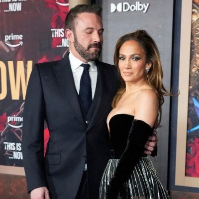Η Jennifer Lopez απάντησε στο κοπλιμέντο του Affleck με χαμόγελο και διπλωματικό τρόπο