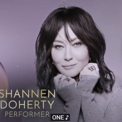 Τελικά ξέχασαν τον Matthew Perry στα Emmys 2024; Το λάθος του κόσμου και η συγκίνηση για τη Doherty