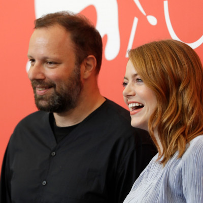 Emma Stone: Ξύρισε το κεφάλι της για τη νέα ταινία του Λάνθιμου; H εμφάνιση που έγινε viral