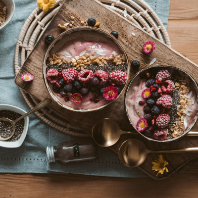 7 healthy bowls που μπορείς να φτιάξεις για πρωινό