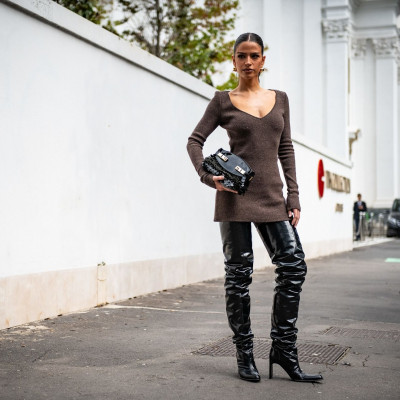 Δεν υπάρχει φθινόπωρο χωρίς ένα πλεκτό φόρεμα: Τα 6 trends που πρωταγωνιστούν φέτος