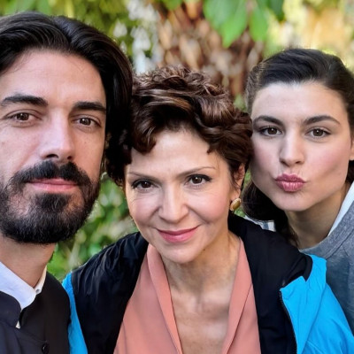 Της ανήκει όλη η σειρά: Η Ταμίλλα Κουλίεβα στον Άγιο Έρωτα σε ρεσιτάλ ερμηνείας ενθουσίασε το κοινό