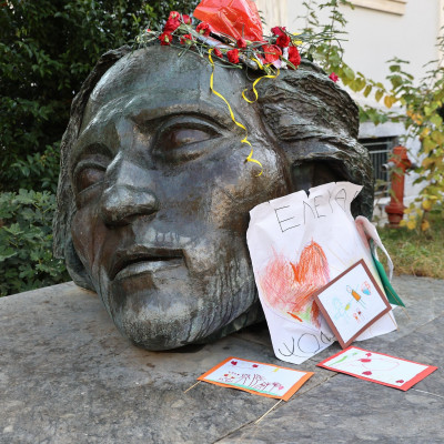 Εδώ Πολυτεχνείο: Ο Ρ/Σ σταθμός που «απαγορεύεται» να μη γνωρίζουν ακόμα & όσοι δεν έχουν γεννηθεί