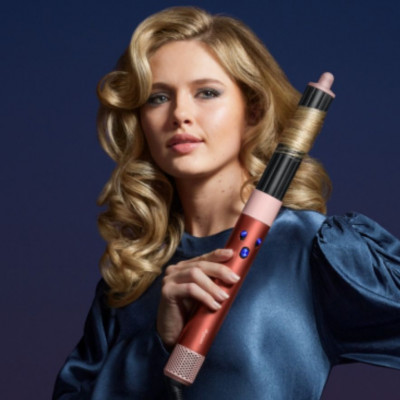 Curly or straight? Το… μυστικό για να πετύχεις κάθε hair look