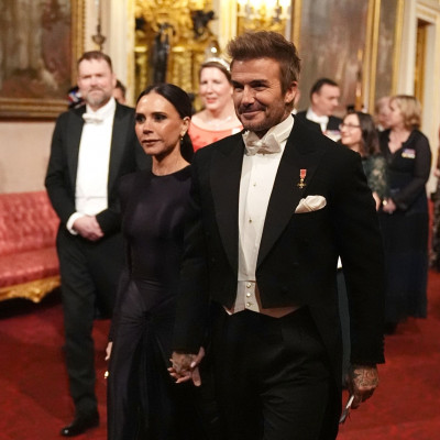 Η εμφάνιση - έκπληξη των David και Victoria Beckham στο παλάτι του Buckingham κρατήθηκε μυστική