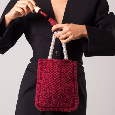 Loomcode: Το ελληνικό fashion brand που επαναπροσδιορίζει την τέχνη της υφαντουργίας