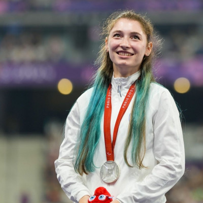 Νέα μέρα, νέα τιμητική διάκριση για την 19χρονη κόρη του Αίαντα Μανθόπουλου & η Λήδα είπε αυτονόητα