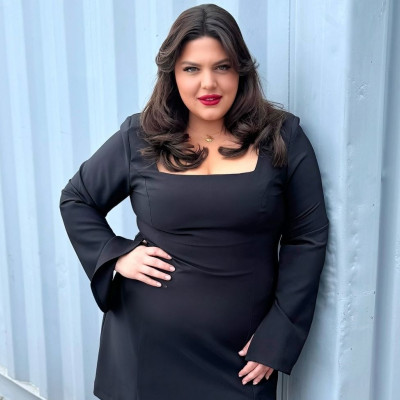 Στο μήνυμα του πρώην για «καλή χρονιά», κάνε ό,τι και η Δανάη Μπάρκα: «μην γυρίσεις ξανά»