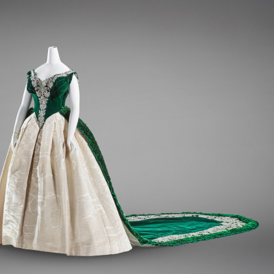 Charles Frederick Worth: Ο «πατέρας» της haute couture που έμαθε στον κόσμο τι θα πει υψηλή μόδα