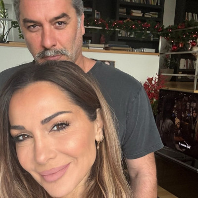 Σε άλλα νέα, η Βανδή στο ρεπό της τρώει junk food (γιατί μπορεί) - Το νέο video με τον Μπισμπίκη