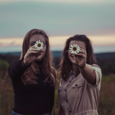 Οι ψυχολόγοι προειδοποιούν: Σε αυτούς τους τύπους φίλου δεν αξίζει να δίνεις δεύτερη ευκαιρία