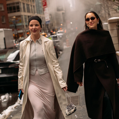 New York Fashion Week: 20 ζεστά σύνολα από τους δρόμους της πόλης που θα αντιγράψουμε
