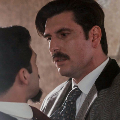 Ο Γεροντιδάκης έγινε ο «ήρωας» του Grand Hotel και ο Λεωνίδας Κακούρης μόλις εμφανίστηκε - Η 1η φωτο