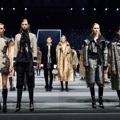 Christian Dior Fall/Winter 2025/2026: Ένα show αφιερωμένο στα throwbacks