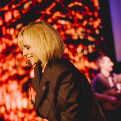 Η Ελεωνόρα Ζουγανέλη απαντάει στην τοξικότητα με πίστη στη γυναικεία αλληλεγγύη