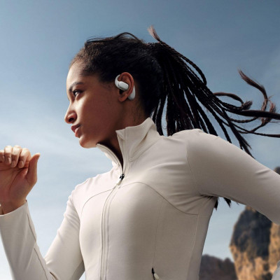 Open-Ear Ήχος & Smart Ευεξία: Η Huawei παρουσιάζει τα HUAWEI FreeArc & HUAWEI Band 10!